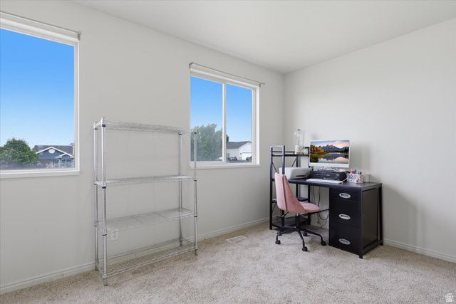 6822 S HIGH BLUFF DR, West Jordan, UT 84081