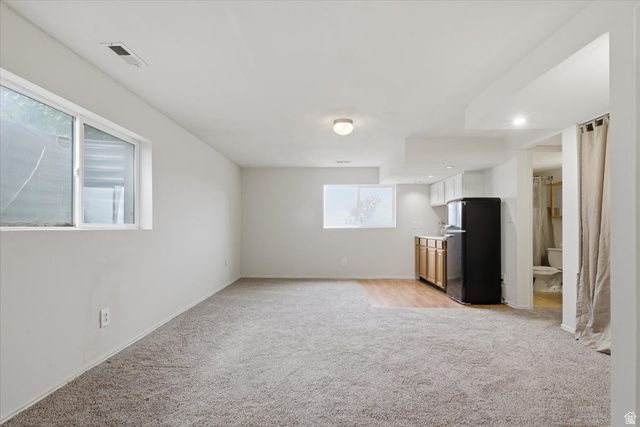 6822 S HIGH BLUFF DR, West Jordan, UT 84081
