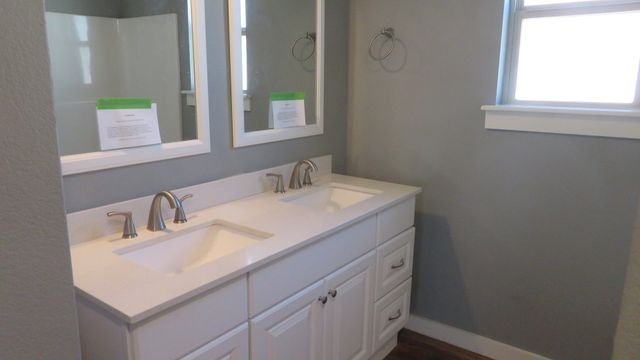 107 Scurlock Avenue, Cleburne, TX 76031