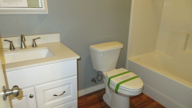 107 Scurlock Avenue, Cleburne, TX 76031