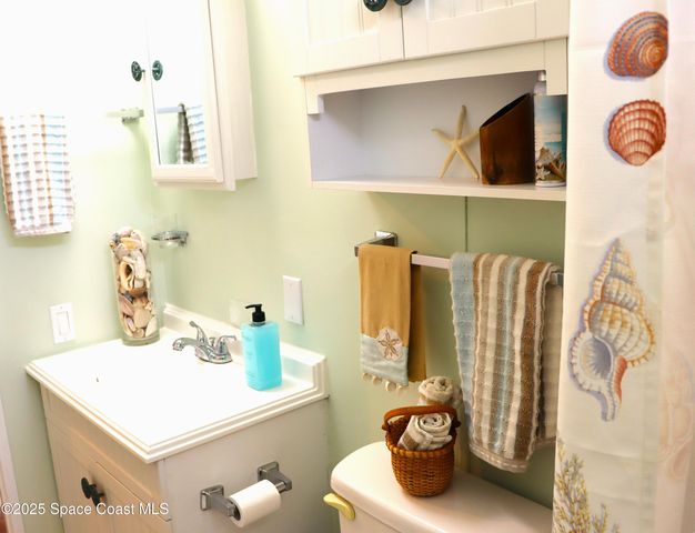 2796 Glory Circle, Melbourne Beach, FL 32951