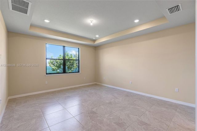4480 Gramercy Dr, Oakland Park, FL 33309