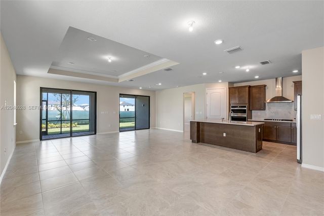 4480 Gramercy Dr, Oakland Park, FL 33309
