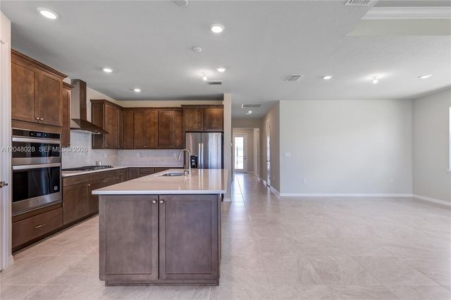4480 Gramercy Dr, Oakland Park, FL 33309