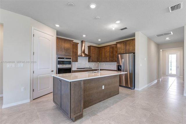 4480 Gramercy Dr, Oakland Park, FL 33309