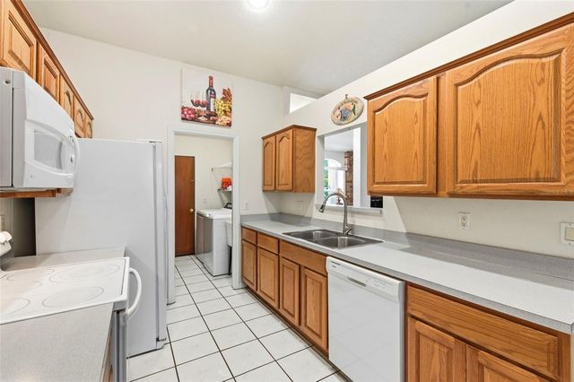 30 GLADES AVENUE, Tarpon Springs, FL 34689