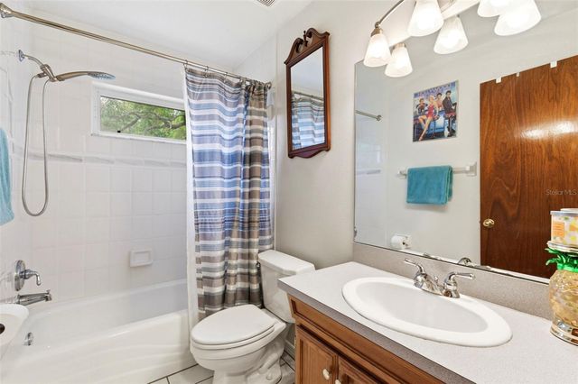 30 GLADES AVENUE, Tarpon Springs, FL 34689