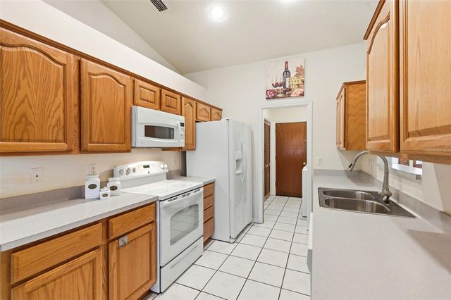 30 GLADES AVENUE, Tarpon Springs, FL 34689