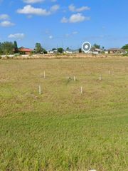 1316 NW 9th Avenue, Cape Coral, FL 33993