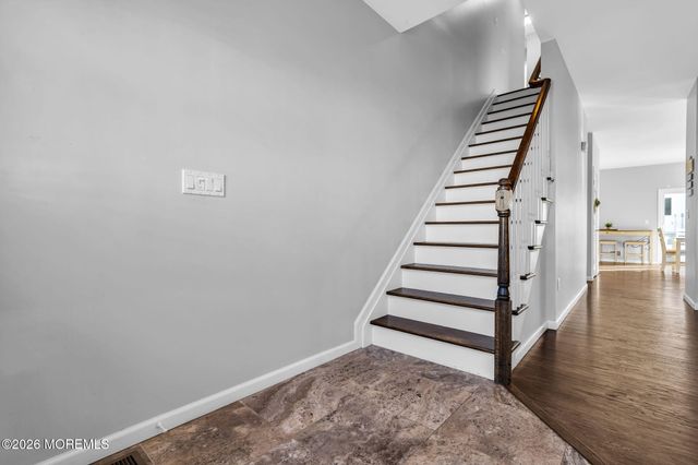 43 Cattus Street, Toms River, NJ 08753