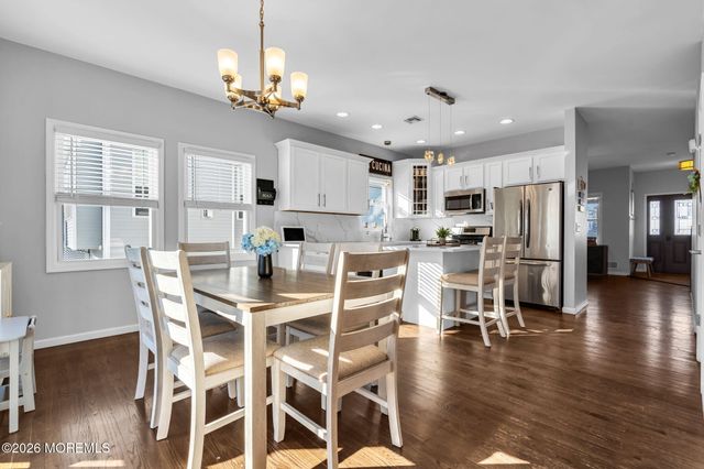 43 Cattus Street, Toms River, NJ 08753