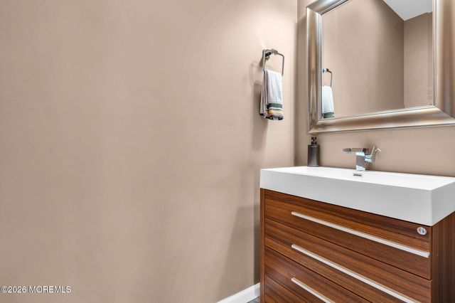 43 Cattus Street, Toms River, NJ 08753