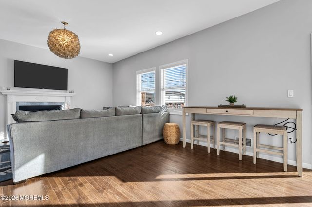 43 Cattus Street, Toms River, NJ 08753