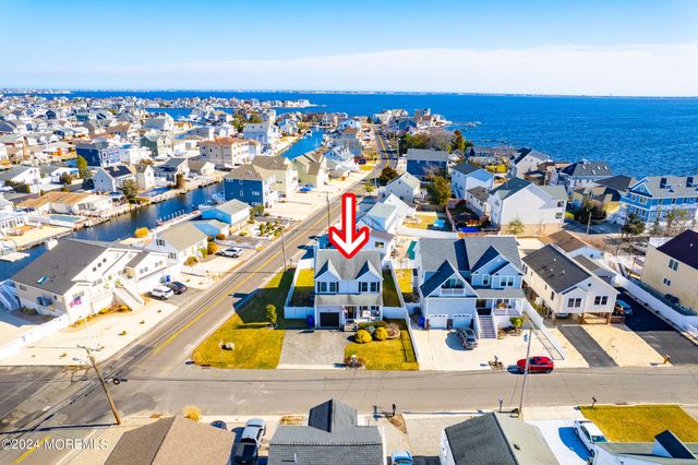 43 Cattus Street, Toms River, NJ 08753