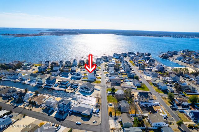 43 Cattus Street, Toms River, NJ 08753