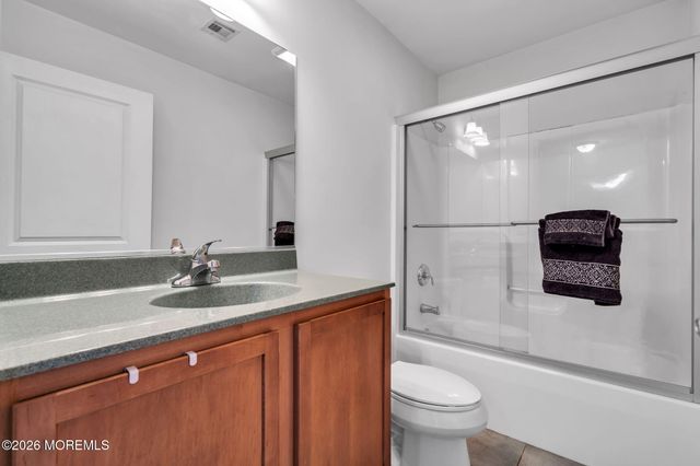 43 Cattus Street, Toms River, NJ 08753