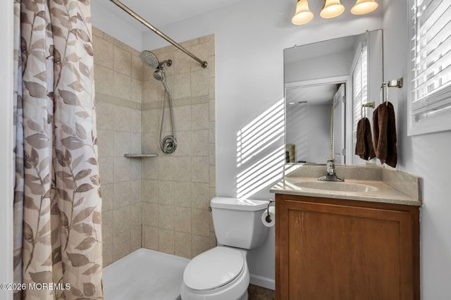 43 Cattus Street, Toms River, NJ 08753