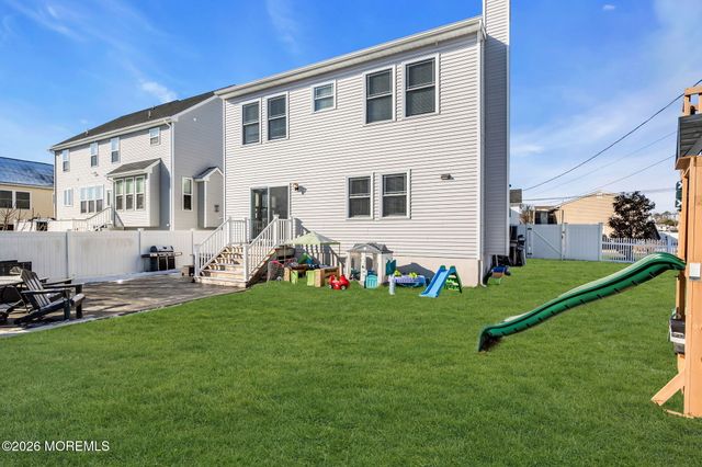 43 Cattus Street, Toms River, NJ 08753
