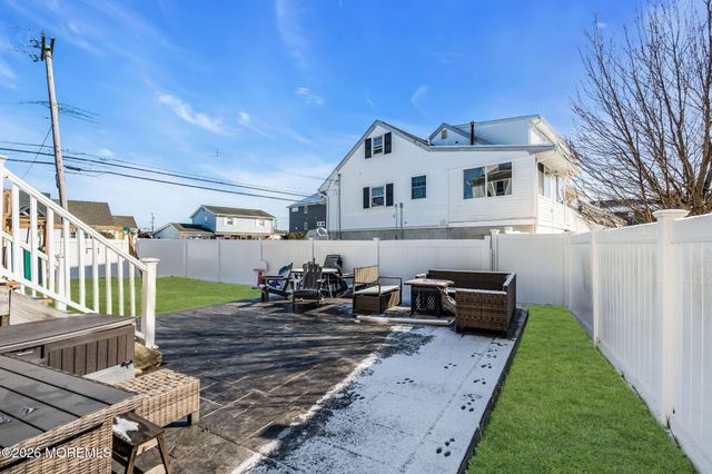 43 Cattus Street, Toms River, NJ 08753