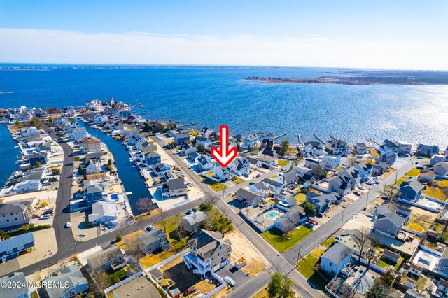 43 Cattus Street, Toms River, NJ 08753