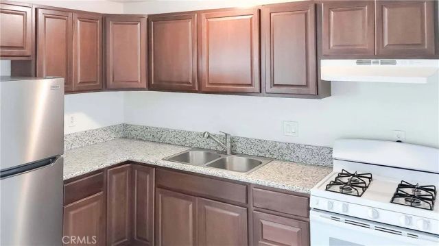 1724 Crofton Lane, Escondido, CA 92027