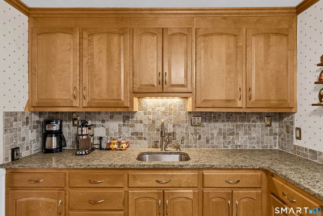 7 Parker Lane, Westbrook, CT 06498