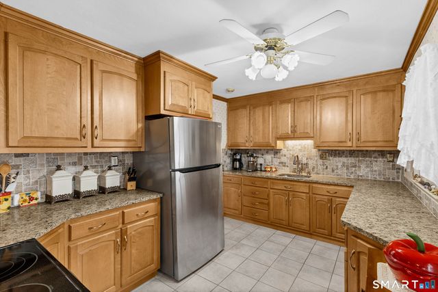 7 Parker Lane, Westbrook, CT 06498