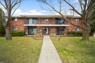 9015 N 96th STREET, Milwaukee, WI 53224