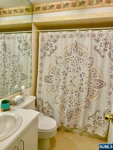 610 Anderson 1A, Cliffside Park, NJ 07010