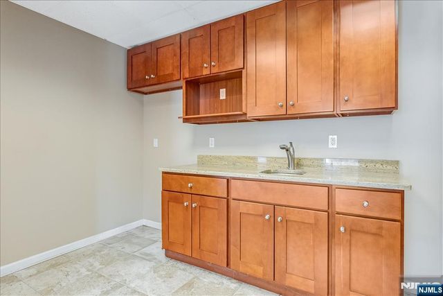 3 Tice Road Suite A & B, Franklin Lakes, NJ 07417