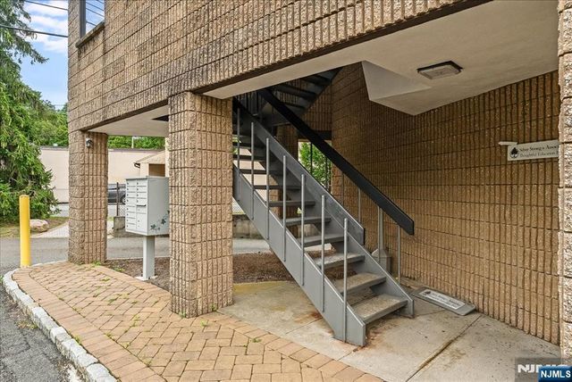 3 Tice Road Suite A & B, Franklin Lakes, NJ 07417