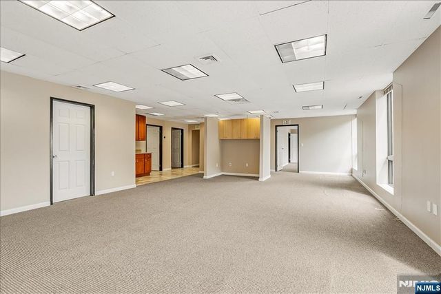 3 Tice Road Suite A & B, Franklin Lakes, NJ 07417