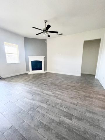 11000 Glover Lane, Aubrey, TX 76227