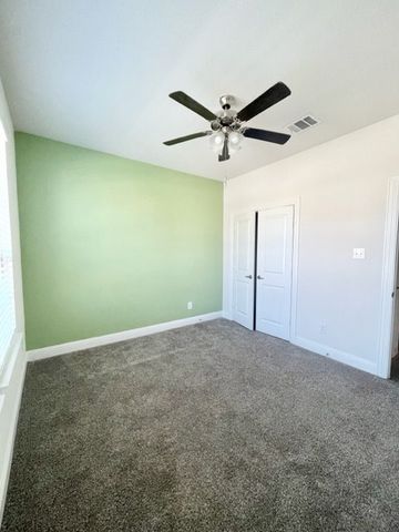11000 Glover Lane, Aubrey, TX 76227