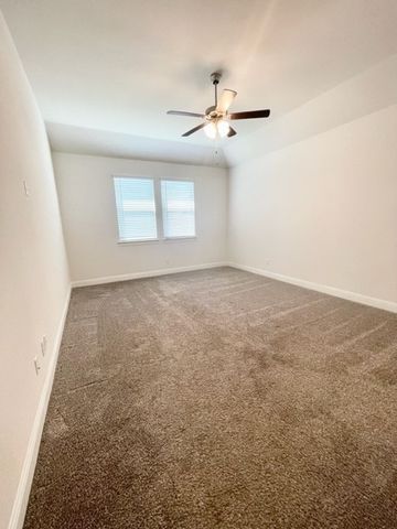 11000 Glover Lane, Aubrey, TX 76227