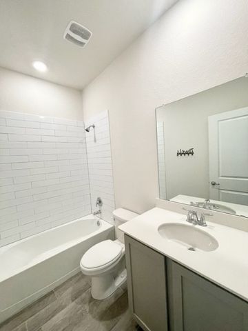11000 Glover Lane, Aubrey, TX 76227