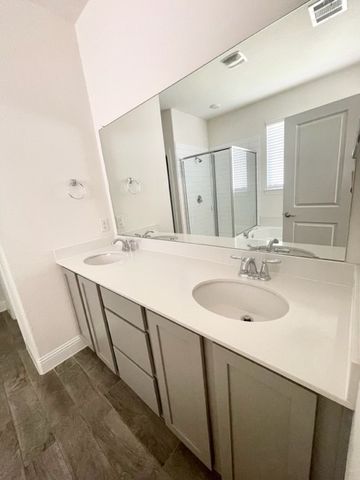 11000 Glover Lane, Aubrey, TX 76227