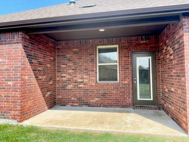 11000 Glover Lane, Aubrey, TX 76227