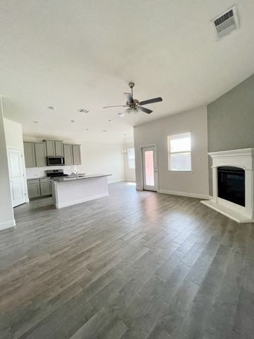 11000 Glover Lane, Aubrey, TX 76227