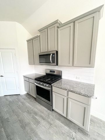 11000 Glover Lane, Aubrey, TX 76227