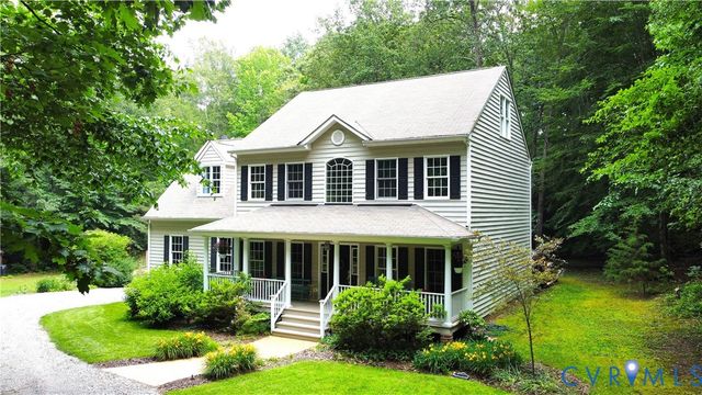 17312 Tiswood Dr, Beaverdam, VA 23015