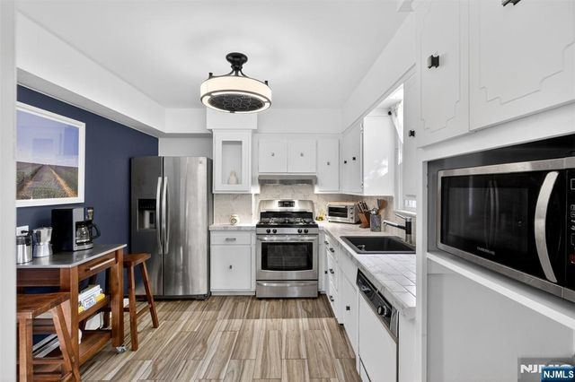 13 Front Street, North Arlington, NJ 07031