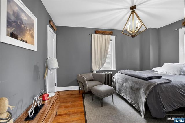 13 Front Street, North Arlington, NJ 07031