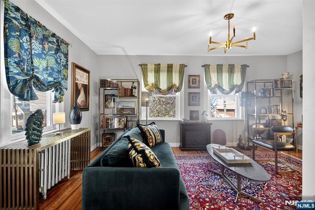 13 Front Street, North Arlington, NJ 07031