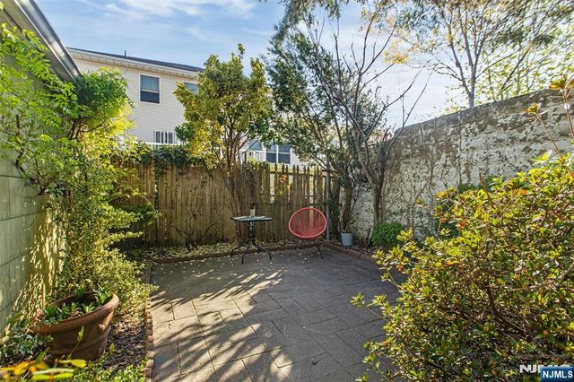 13 Front Street, North Arlington, NJ 07031