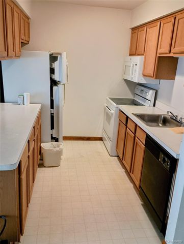 2246 Touchdown Court 1, Ypsilanti, MI 48197