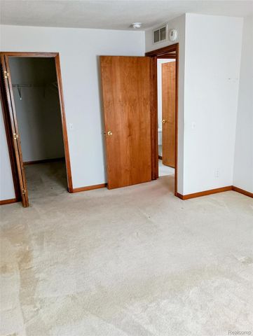 2246 Touchdown Court 1, Ypsilanti, MI 48197