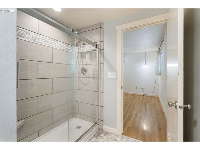 823 Nw 60TH St, Vancouver, WA 98663