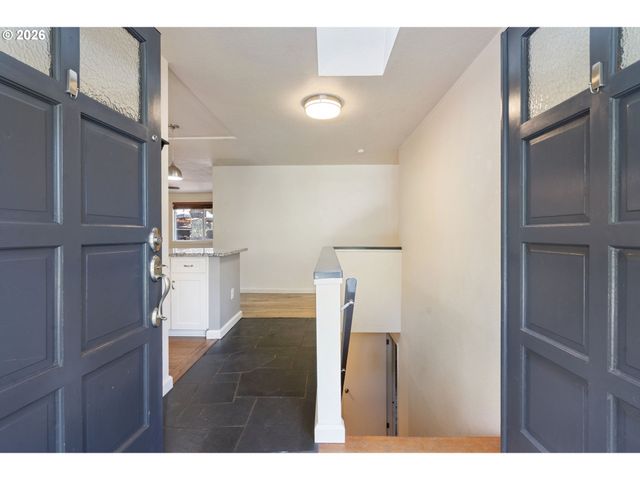 823 Nw 60TH St, Vancouver, WA 98663