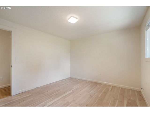 823 Nw 60TH St, Vancouver, WA 98663